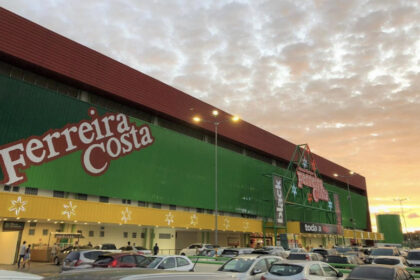 Telefone da Ferreira Costa