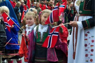 Nomes noruegueses femininos