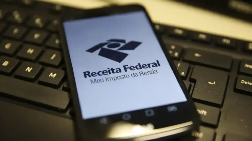 em fila de restituição no Imposto de Renda 2025